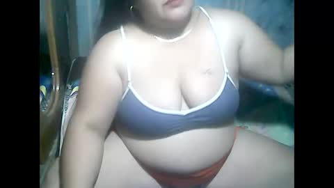 Snapshot of cutechubbyasian chatting on January 2026 02:11:01 PM cutechubbyasian online show from January 2026 02:11:01 PM