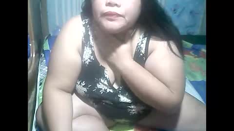 Snapshot of cutechubbyasian chatting on January 2026 11:48:01 AM cutechubbyasian online show from January 2026 11:48:01 AM