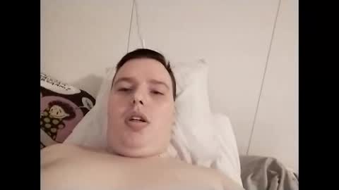 CuteguyBWC92 online show from January 2026 03:50:01 PM