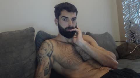 cuteeboy online show from November 2025 11:10:02 AM