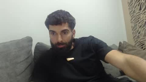 cuteeboy online show from November 2025 05:04:02 PM