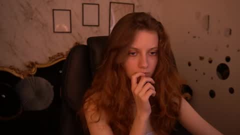 Snapshot of cuteefoxy chatting on June 2026 12:51:02 PM Foxy online show from June 2026 12:51:02 PM