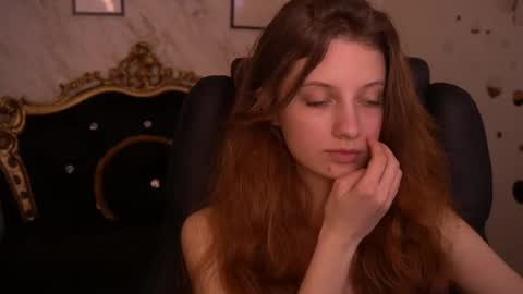 Snapshot of cuteefoxy chatting on June 2026 01:14:01 PM Foxy online show from June 2026 01:14:01 PM