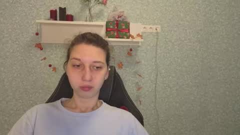 Elli online show from December 2025 05:27:01 AM