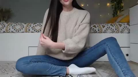 Anna online show from November 2025 11:13:02 AM