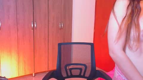 Snapshot of cuteflame_ chatting on June 2026 10:48:02 PM cuteflame_ online show from June 2026 10:48:02 PM