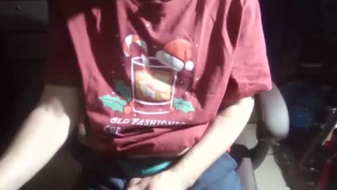 Snapshot of cuteguy4u87 chatting on December 2025 12:38:02 AM cuteguy4u87 online show from December 2025 12:38:02 AM