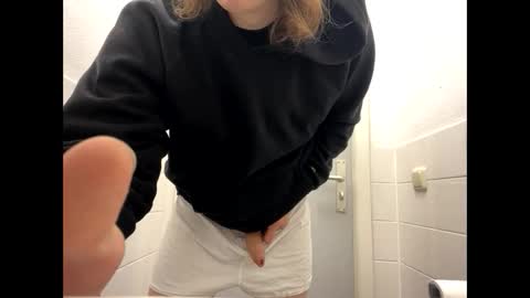 Snapshot of cuteguy6668889 chatting on March 2026 08:28:01 AM Cutegoth online show from March 2026 08:28:01 AM