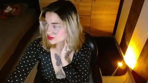 Snapshot of cuteisabella_a chatting on July 2026 10:38:02 PM isabella online show from July 2026 10:38:02 PM