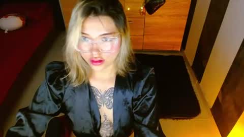 Snapshot of cuteisabella_a chatting on July 2026 08:51:01 PM isabella online show from July 2026 08:51:01 PM