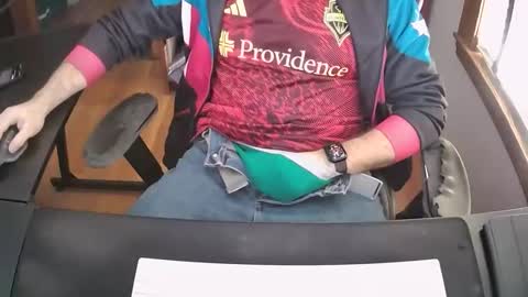 cutenerd15 online show from November 2025 05:06:01 PM