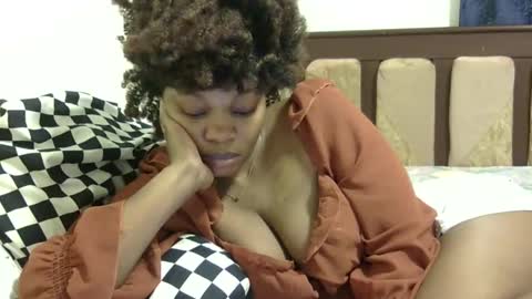 cutermilly online show from December 2024 09:17:02 AM