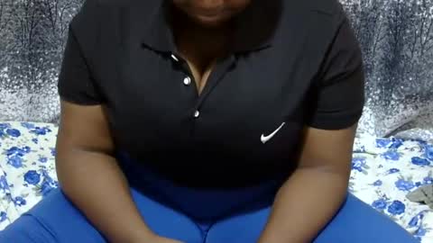 cutermilly online show from March 2025 11:48:01 AM