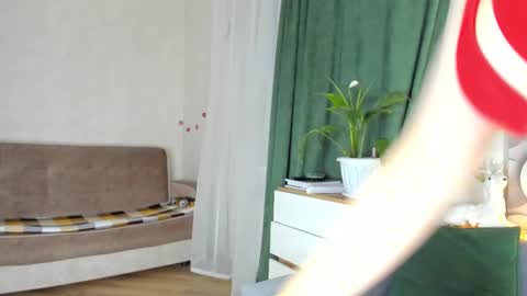 Snapshot of cutesmile_sharon chatting on January 2025 01:58:01 AM cutesmile sharon online show from January 2025 01:58:01 AM