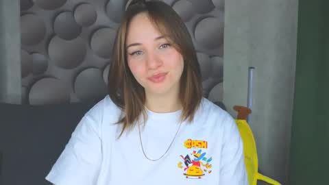 Snapshot of cutesmile_sharon chatting on February 2025 01:57:01 AM cutesmile sharon online show from February 2025 01:57:01 AM