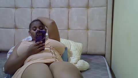 Snapshot of cutestebony1 chatting on October 2025 10:07:01 PM cutestebony1 online show from October 2025 10:07:01 PM