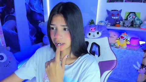  - independent model online show from December 2024 02:32:01 PM