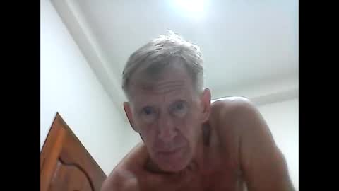 Snapshot of cutewhitebutt chatting on September 2025 10:55:02 PM cutewhitebutt online show from September 2025 10:55:02 PM