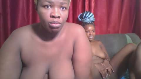 Snapshot of cutey_mellanin chatting on January 2025 12:13:01 PM cutey_mellanin online show from January 2025 12:13:01 PM