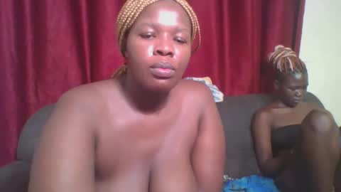 Snapshot of cutey_mellanin chatting on February 2025 12:24:02 PM cutey_mellanin online show from February 2025 12:24:02 PM