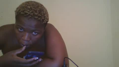 Snapshot of cutey_mellanin chatting on March 2025 12:15:01 AM cutey_mellanin online show from March 2025 12:15:01 AM