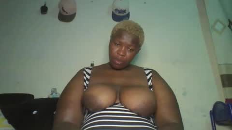 Snapshot of cutey_mellanin chatting on September 2025 05:03:01 PM cutey_mellanin online show from September 2025 05:03:01 PM