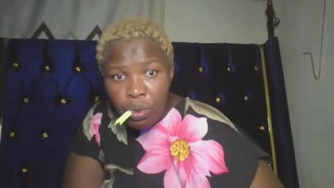 Snapshot of cutey_mellanin chatting on September 2025 03:28:02 PM cutey_mellanin online show from September 2025 03:28:02 PM