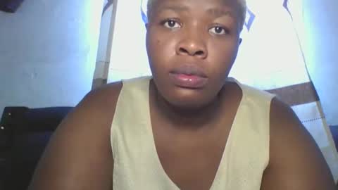 Snapshot of cutey_mellanin chatting on October 2025 08:15:02 AM cutey_mellanin online show from October 2025 08:15:02 AM