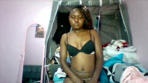 cutezola online show from November 2025 04:34:02 AM