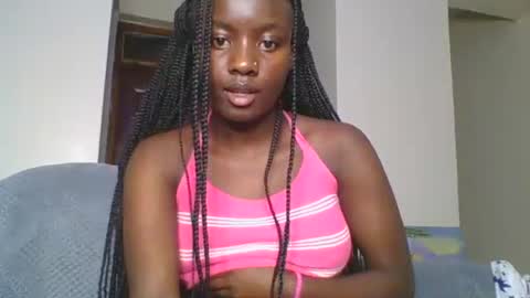 cutie_choco online show from April 2026 08:31:02 PM