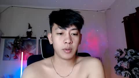 Snapshot of cutie_cumshow chatting on January 2026 07:11:01 PM Neil Taylor online show from January 2026 07:11:01 PM