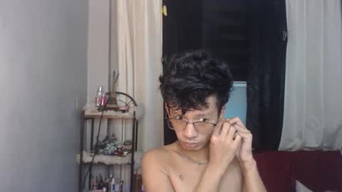 cutie_mico online show from October 2025 07:57:02 PM