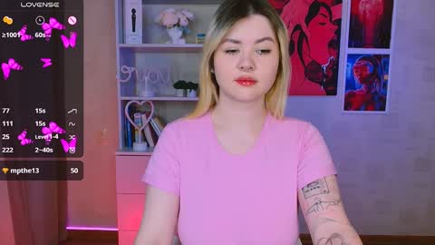 Snapshot of cutie_mili chatting on January 2025 10:28:01 AM mili online show from January 2025 10:28:01 AM
