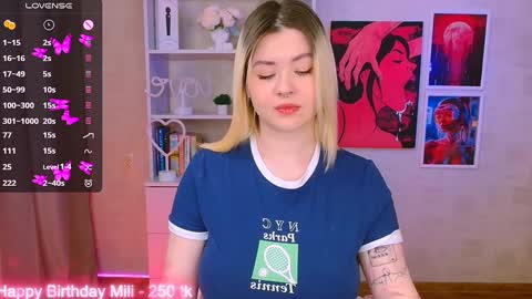 Snapshot of cutie_mili chatting on January 2025 03:58:02 AM mili online show from January 2025 03:58:02 AM