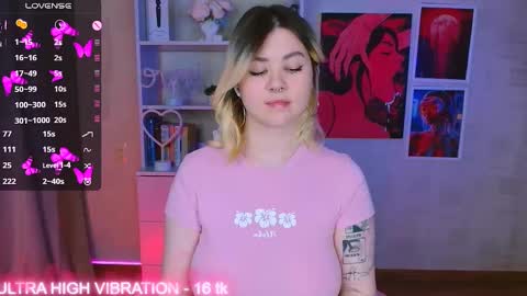 Snapshot of cutie_mili chatting on February 2025 03:13:02 AM mili online show from February 2025 03:13:02 AM