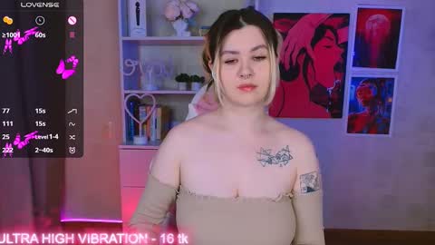 Snapshot of cutie_mili chatting on February 2025 10:22:01 PM mili online show from February 2025 10:22:01 PM