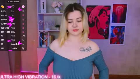 Snapshot of cutie_mili chatting on February 2025 11:09:01 PM mili online show from February 2025 11:09:01 PM