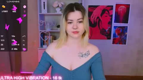 Snapshot of cutie_mili chatting on February 2025 05:19:02 AM mili online show from February 2025 05:19:02 AM