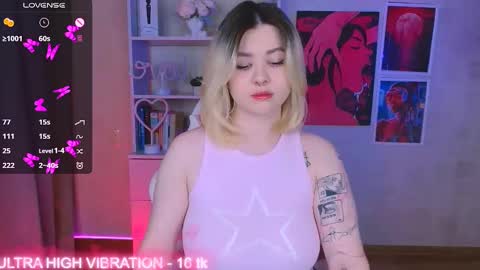 Snapshot of cutie_mili chatting on February 2025 03:25:02 AM mili online show from February 2025 03:25:02 AM
