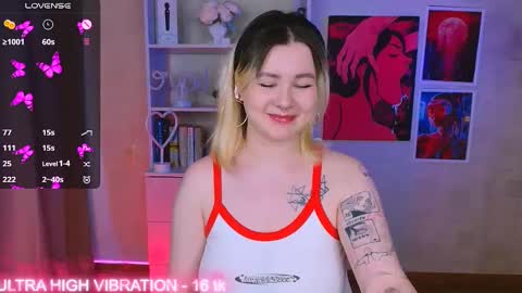 Snapshot of cutie_mili chatting on February 2025 09:43:02 AM mili online show from February 2025 09:43:02 AM