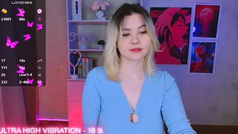 Snapshot of cutie_mili chatting on February 2025 03:28:01 AM mili online show from February 2025 03:28:01 AM