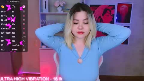 Snapshot of cutie_mili chatting on February 2025 07:06:02 AM mili online show from February 2025 07:06:02 AM