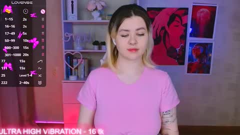 Snapshot of cutie_mili chatting on February 2025 02:59:01 AM mili online show from February 2025 02:59:01 AM
