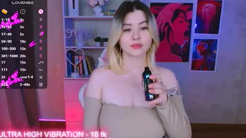 Snapshot of cutie_mili chatting on February 2025 11:41:02 AM mili online show from February 2025 11:41:02 AM