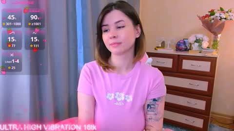 Snapshot of cutie_mili chatting on October 2025 10:02:01 AM mili online show from October 2025 10:02:01 AM