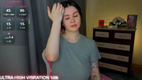 Snapshot of cutie_mili chatting on June 2026 01:31:01 PM mili online show from June 2026 01:31:01 PM