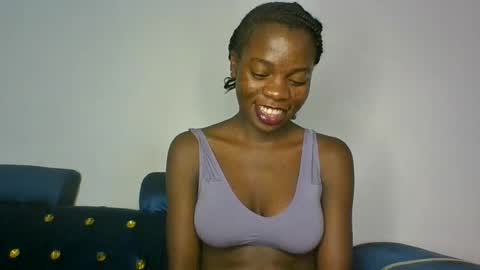 Snapshot of cutie_plush chatting on June 2026 06:40:01 PM cutieplush online show from June 2026 06:40:01 PM