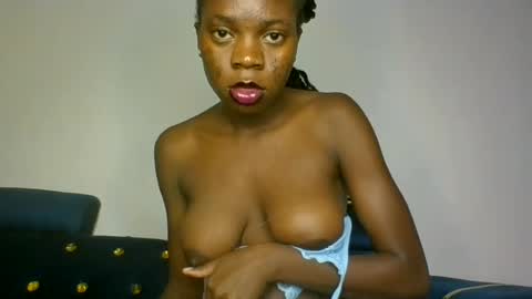 Snapshot of cutie_plush chatting on June 2026 07:29:01 PM cutieplush online show from June 2026 07:29:01 PM