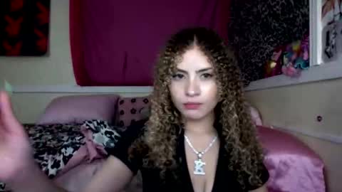 Snapshot of cutiekaylee chatting on April 2026 08:01:02 AM cutiekaylee online show from April 2026 08:01:02 AM