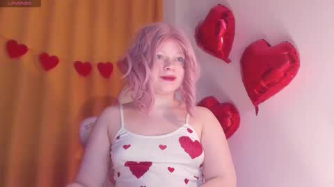 Snapshot of cutiesue chatting on February 2026 11:45:02 PM CutieSue online show from February 2026 11:45:02 PM